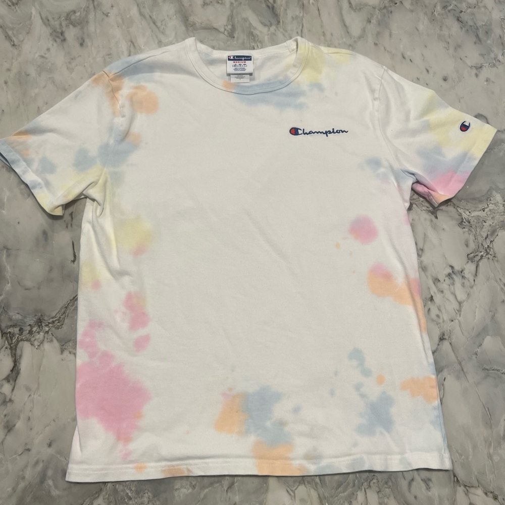 Champion tie dye T shirt. Size medium.